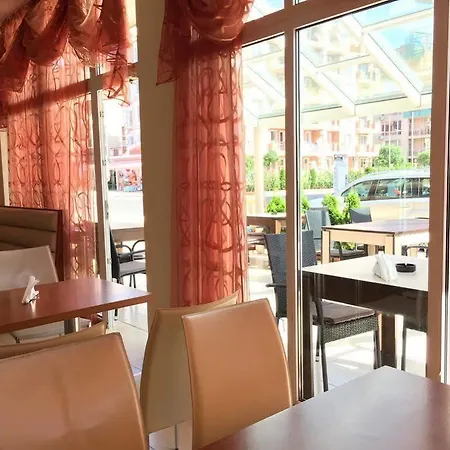 Hotel Beatris Family House