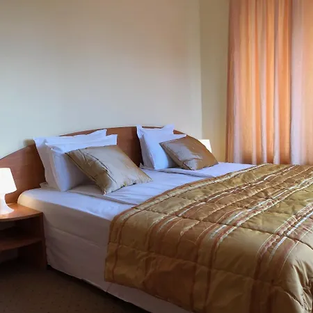 Beatris Family House ساني بيتش