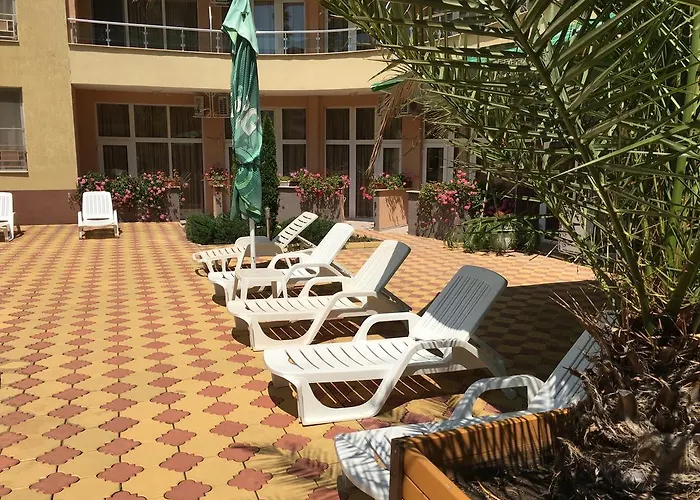 فندق Beatris Family House ساني بيتش