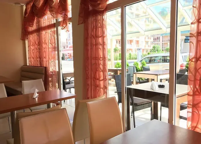 فندق Beatris Family House