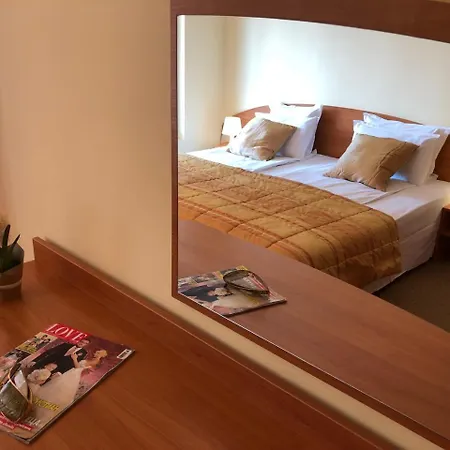 Beatris Family House ساني بيتش