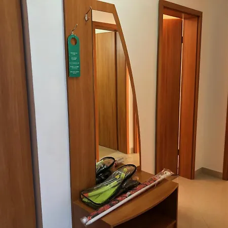 Beatris Family House ساني بيتش